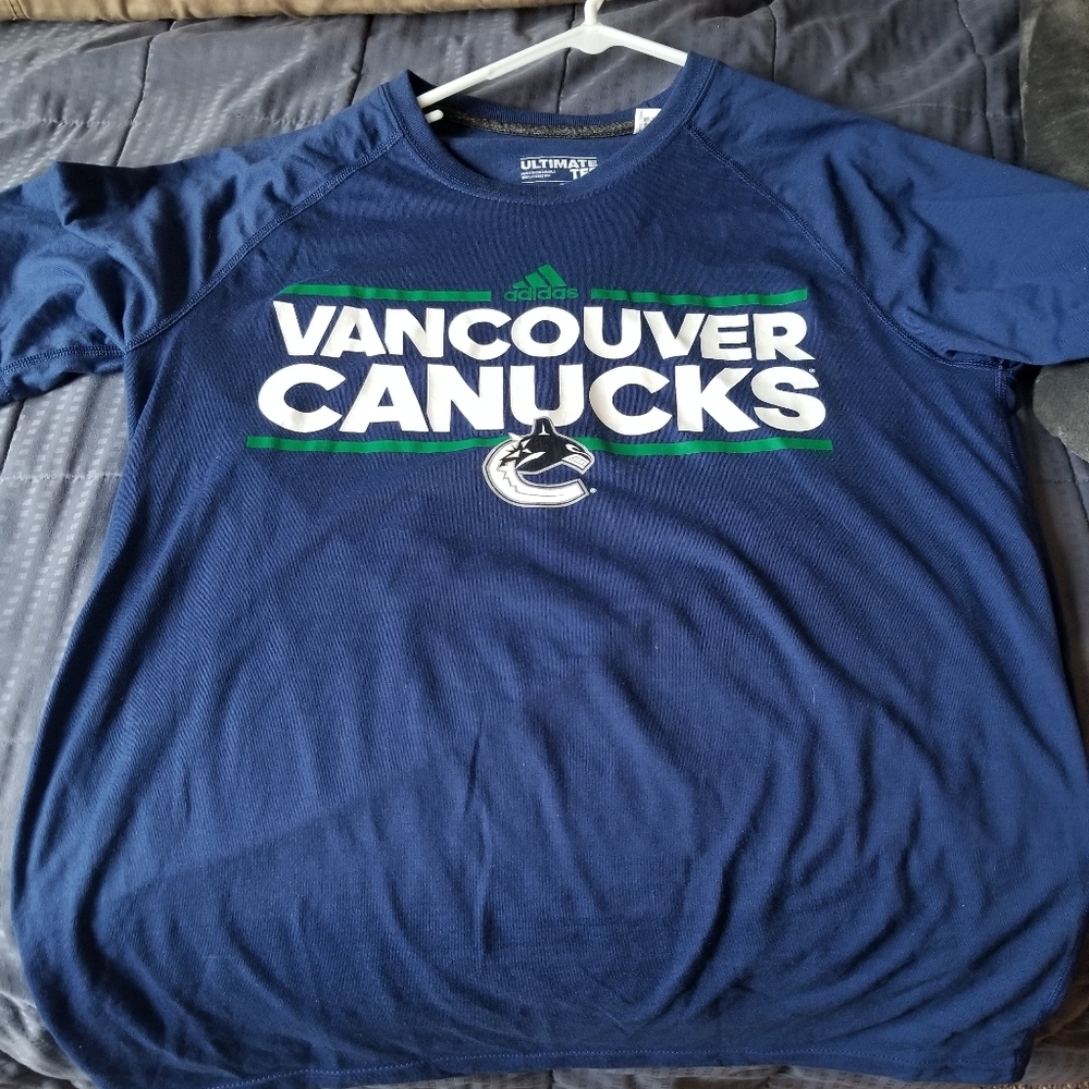 Vancouver Canucks shirt